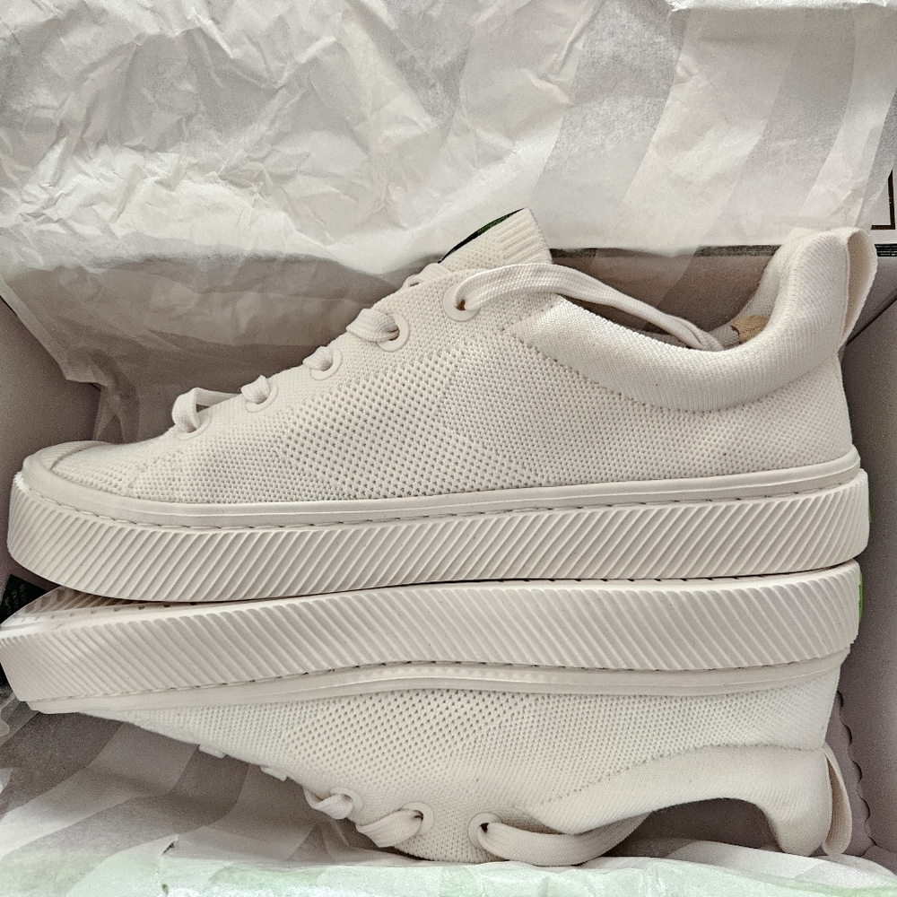 Cariuma IBI low off white knit sneaker Wms sz 9.5 Men's size 8 NIB New - Picture 12 of 16